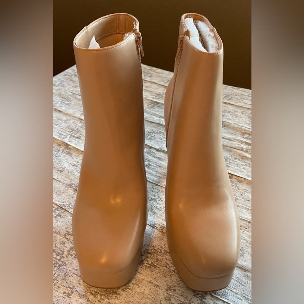 NEW w/Tags INC Womens Beige Platform Comfort Alize Round Toe Booties Women's 8 - Picture 4 of 10